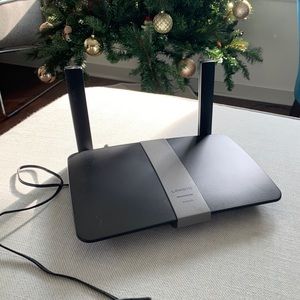 LINKSYS LLC Linksys Smart Wi-Fi Router